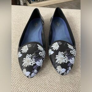 Women’s Crocs Slip-On Flats Black with Flowers